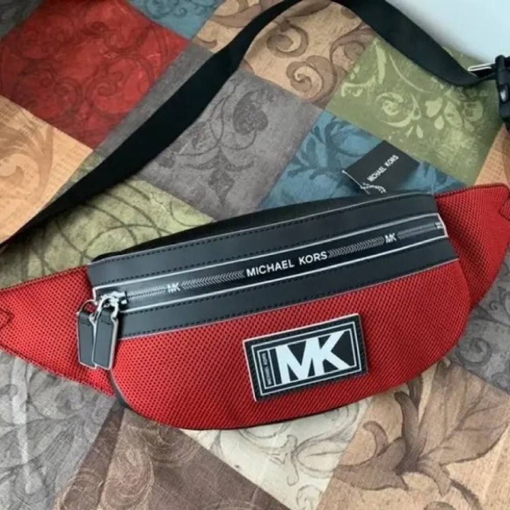 Michael Kors Cooper Belt Bag In Racing Red / Black